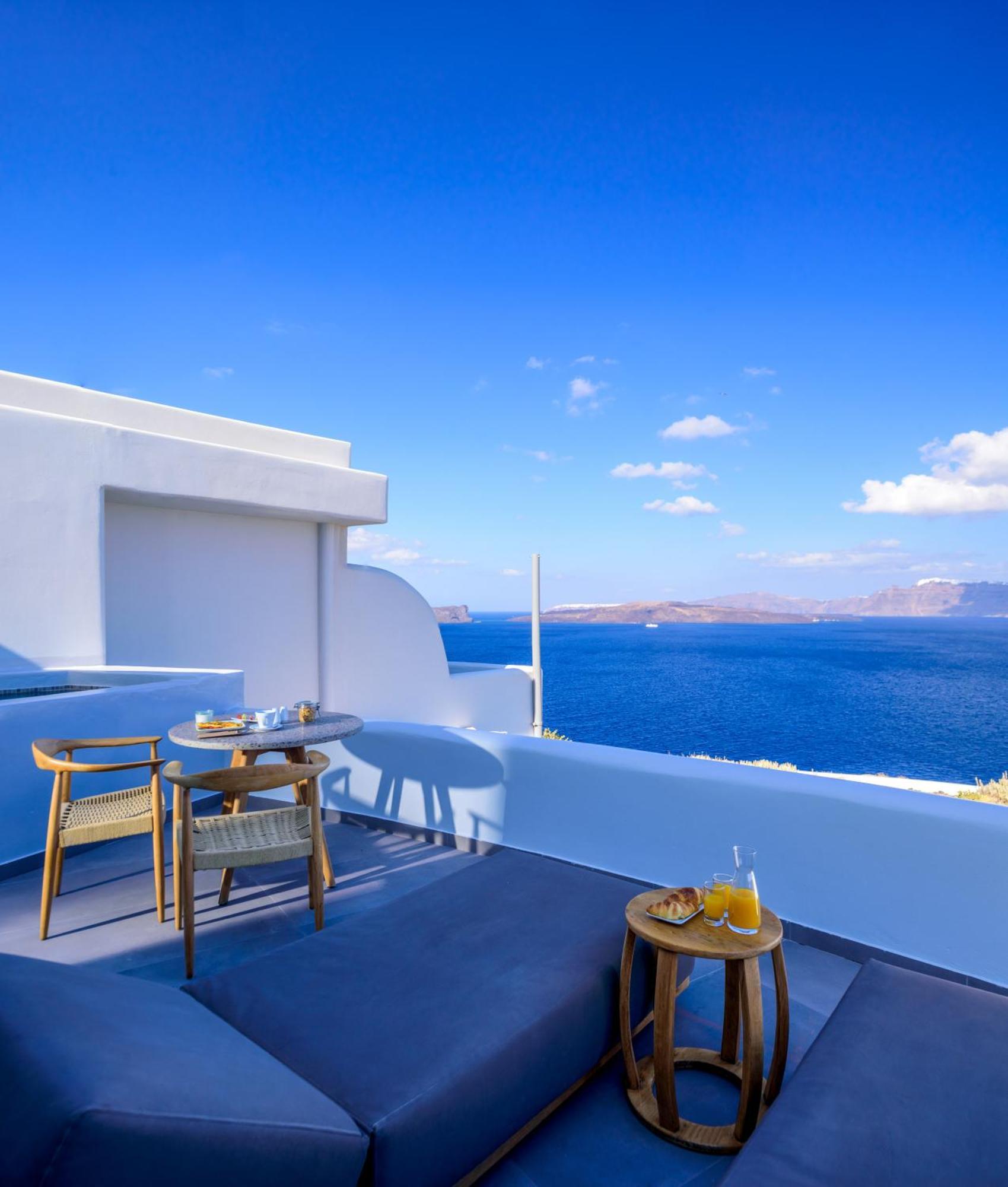 Neptune Luxury Suites Akrotírion Exterior foto
